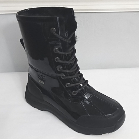 UGG Adirondack Boot lll Patent - Picture 5 of 17